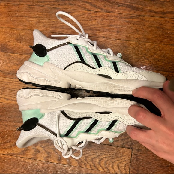 adidas ozweego I love dance shoes - Picture 4 of 6